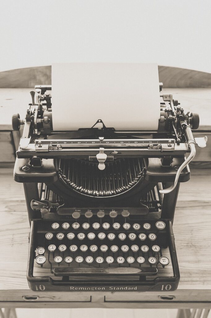 typewriter, vintage, old-1248089.jpg